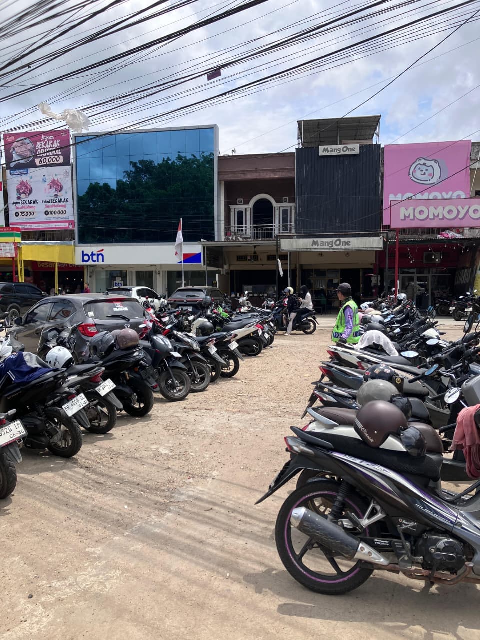 Mang One signature seafood platter